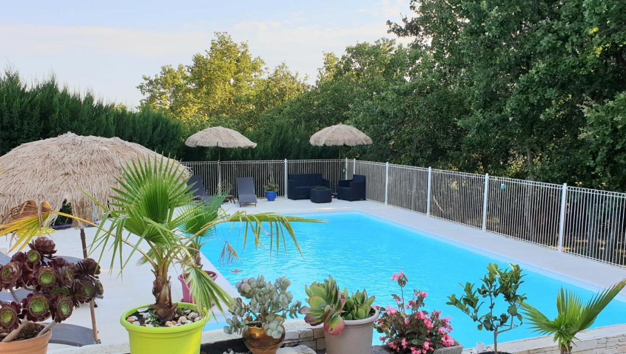 Le Clos Du Grand Chene - Gites 4 Etoiles - Saint-Marcel-d'Ardeche 外观 照片