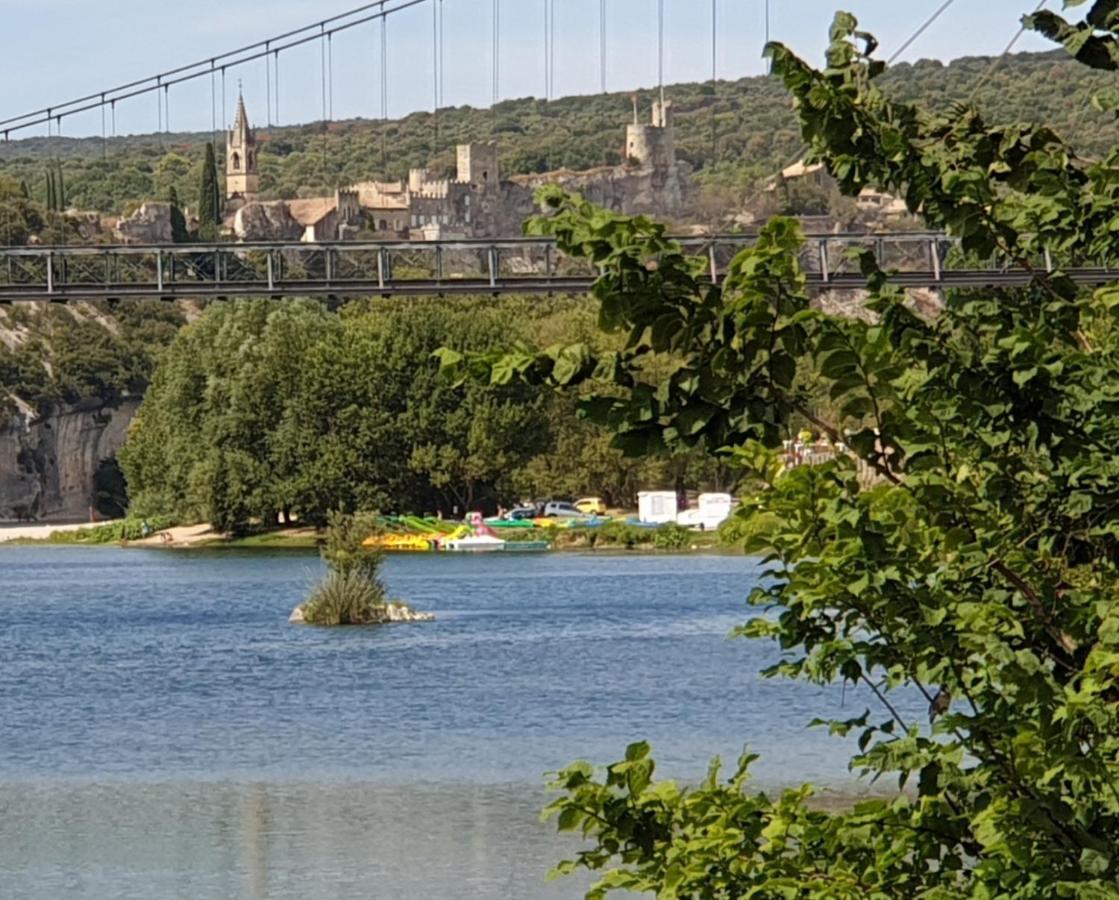 Le Clos Du Grand Chene - Gites 4 Etoiles - Saint-Marcel-d'Ardeche 外观 照片